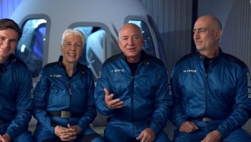 ¿Qué dijo Bezos sobre las críticas a su viaje espacial?