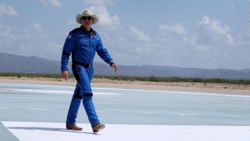 Bezos: Viaje al espacio es importante para medio ambiente
