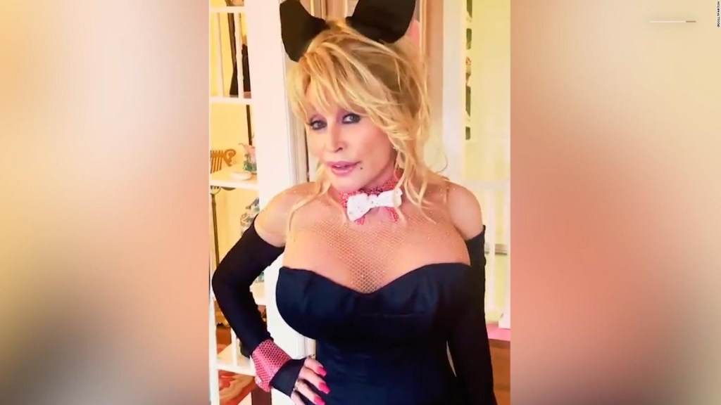 Dolly Parton recreates her iconic Playboy cover