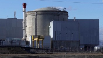 Compañía alerta riesgos en planta nuclear en China