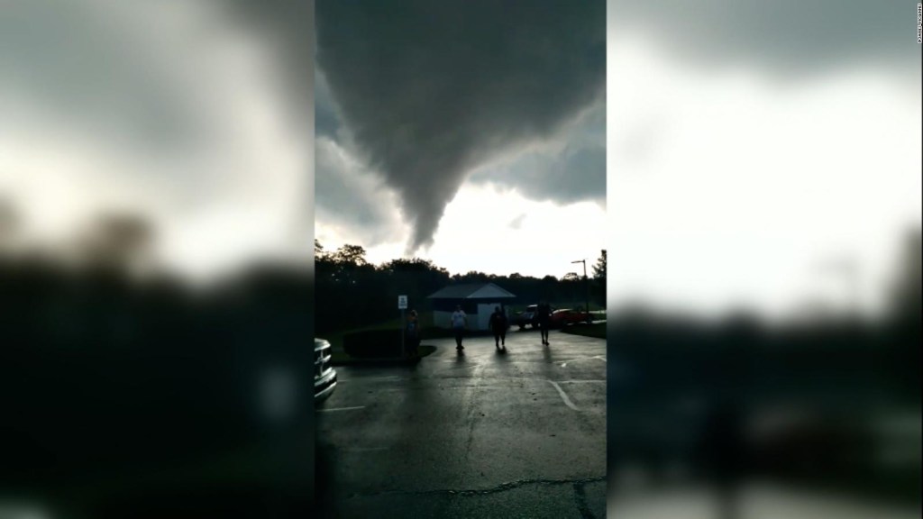 Tornado in Pennsylvania leaves five injured behind