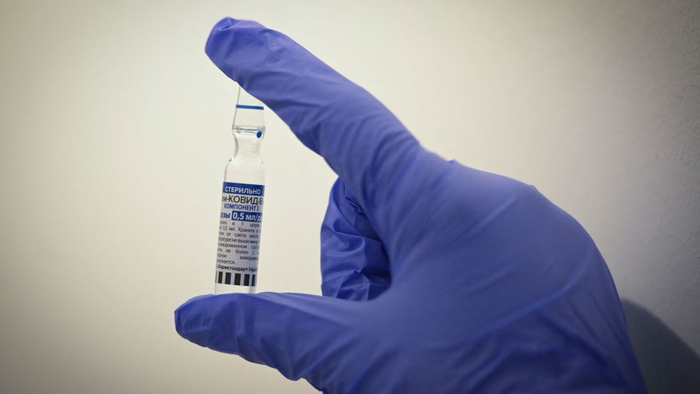 Argentina estudiará combinación de vacunas contra covid-19