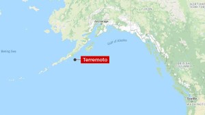 Activan alerta por tsunami en Alaska tras terremoto de magnitud 8,2