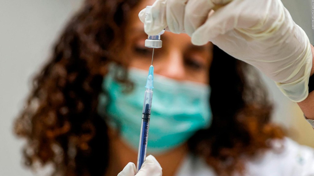Este país ofrecerá refuerzo de vacuna contra covid-19