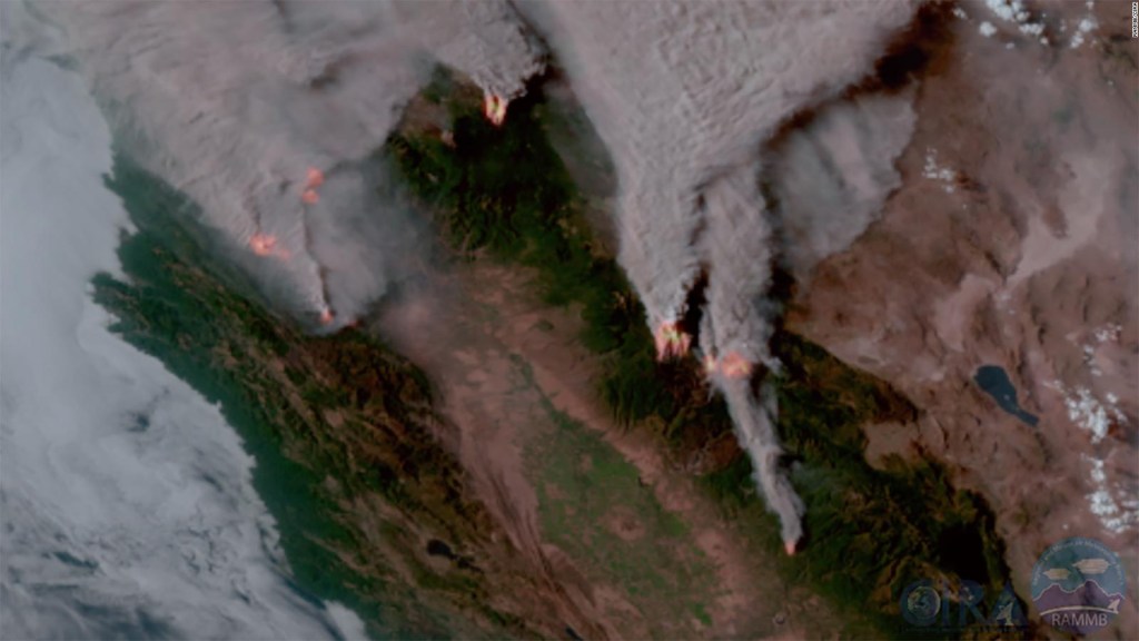 La voracidad del fuego en California se ve desde el espacio