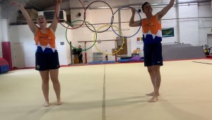 Esta pareja recrea todos los deportes olímpicos en 17 días