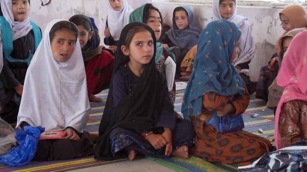 niños en Afganistán