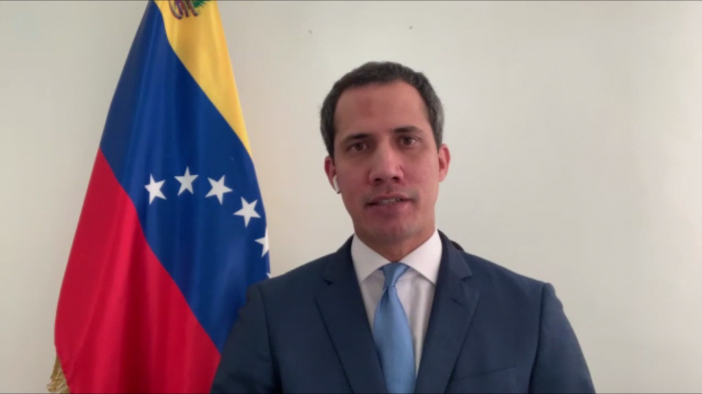 Esto opina Guaidó sobre proponer un referendo a Maduro
