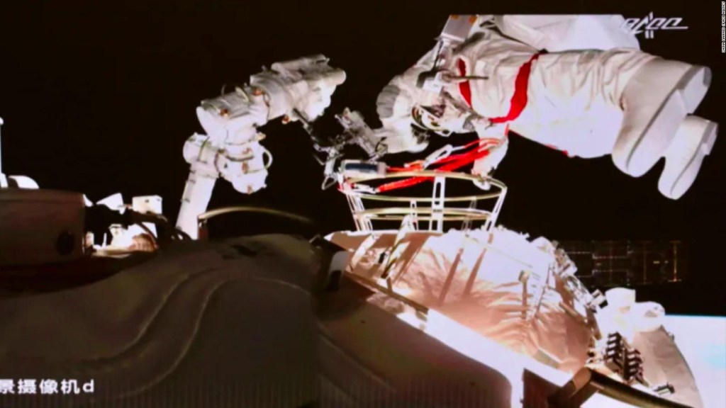 This is China's second spacewalk