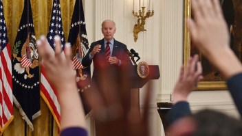 Biden: Los CDC propondrán estrategia ante desalojos