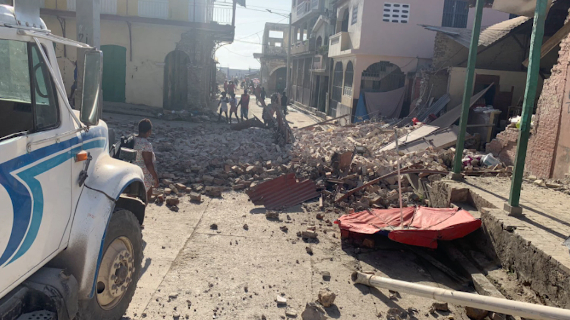Primeras imágenes tras el terremoto de magnitud 7,2 en Haití muestran la  letalidad del sismo | Video | CNN