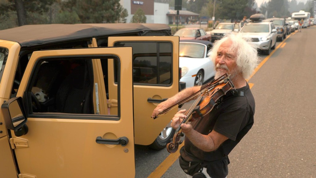 Play the violin during Caldor fire evacuation