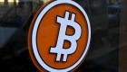 Entusiastas piden la compra masiva de bitcoins