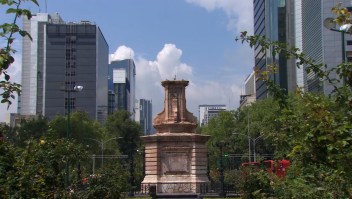 Estatua "Tlali" reemplazará a Colón en avenida de México