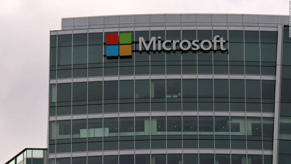 For now, Microsoft will not reopen its US offices.