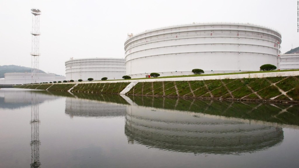 China anuncia venta de parte de sus reservas de petróleo