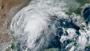 9 millones, en alerta por tormenta tropical Nicholas