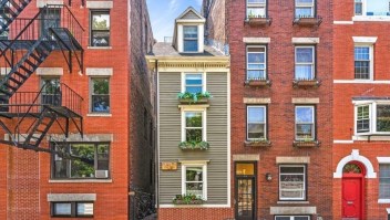 La "Skinny House" de Boston se vende por US$ 1,2 millones