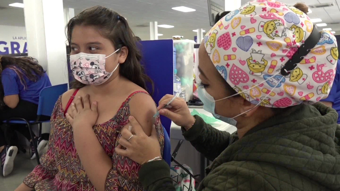 El Salvador vacuna a población de entre 6 y 11 años