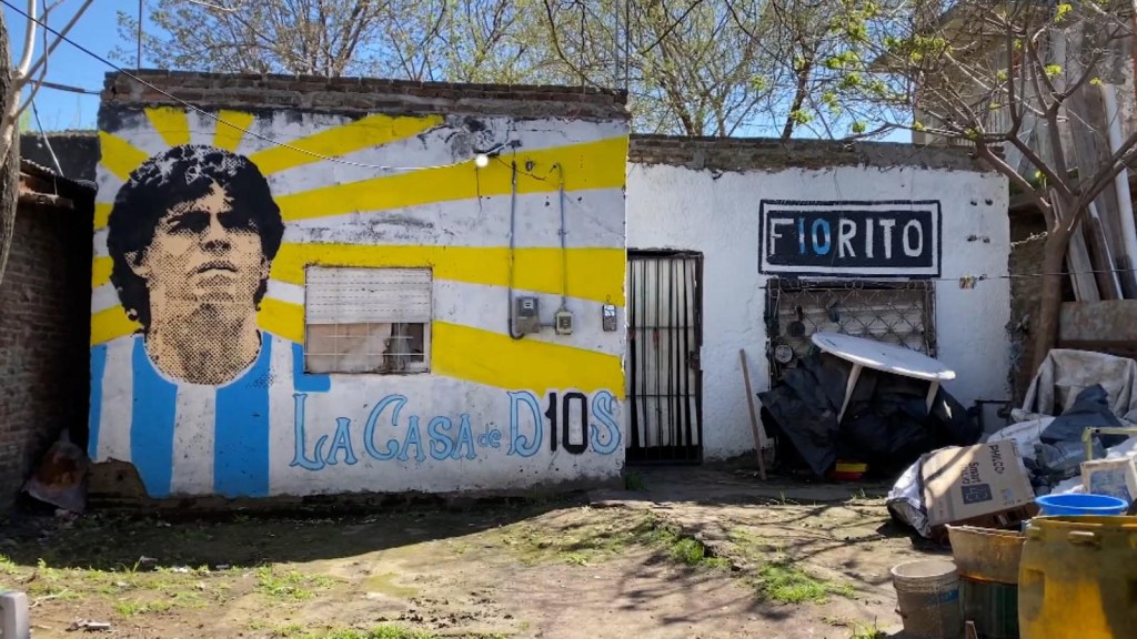 Solve 10 del 10: a visit to the place that formed Maradona