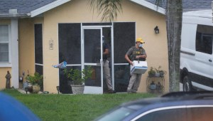 El FBI retira la posible evidencia de la casa del prometido de Gabby Petito mientras continúa la búsqueda