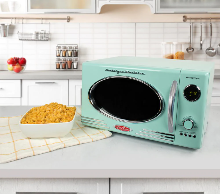 El mejor horno de microondas que puedes comprar le dará un toque vintage a  tu cocina