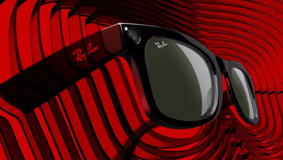 Ray-Ban and Facebook present the 'Ray-Ban Stories', their first smart ...