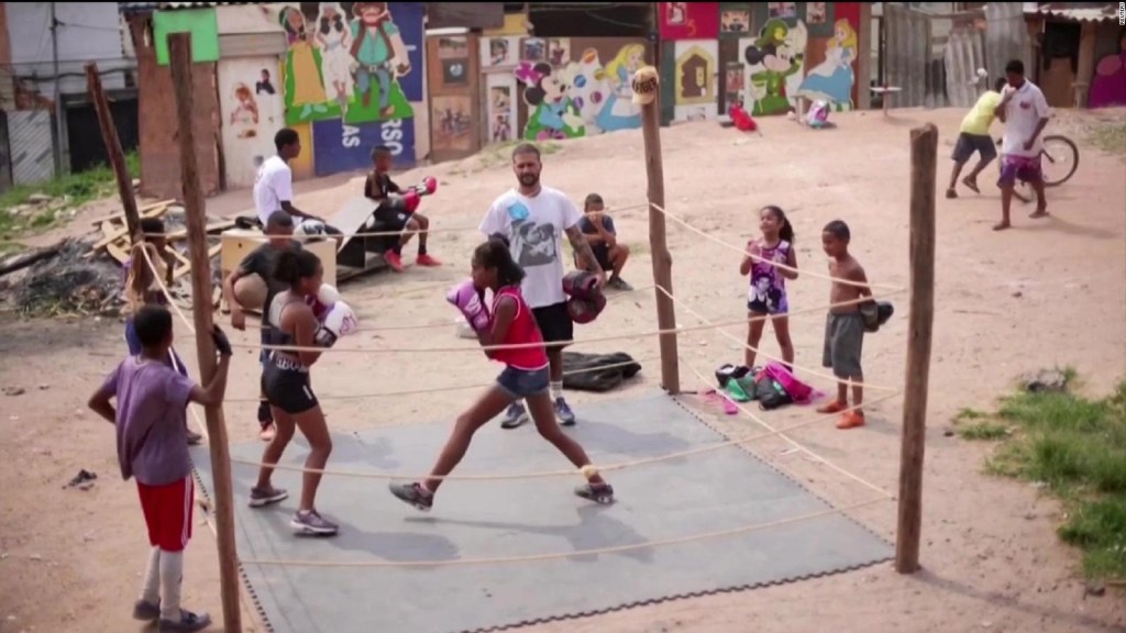 Boxing as a tool for children of favelas