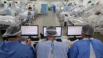 Brasil enfrenta críticas por su manejo de la pandemia