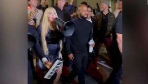 Madonna sorprende con un show en las calles de Nueva York