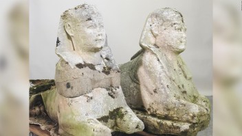 Estatuas de jardín resultan ser reliquias del antiguo Egipto