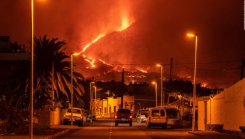 Avanza una nueva colada de lava en La Palma