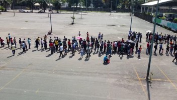 México: migrantes en caravana piden respeto