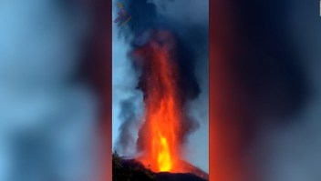 De locos: una fuente de lava de 600 metros de altura