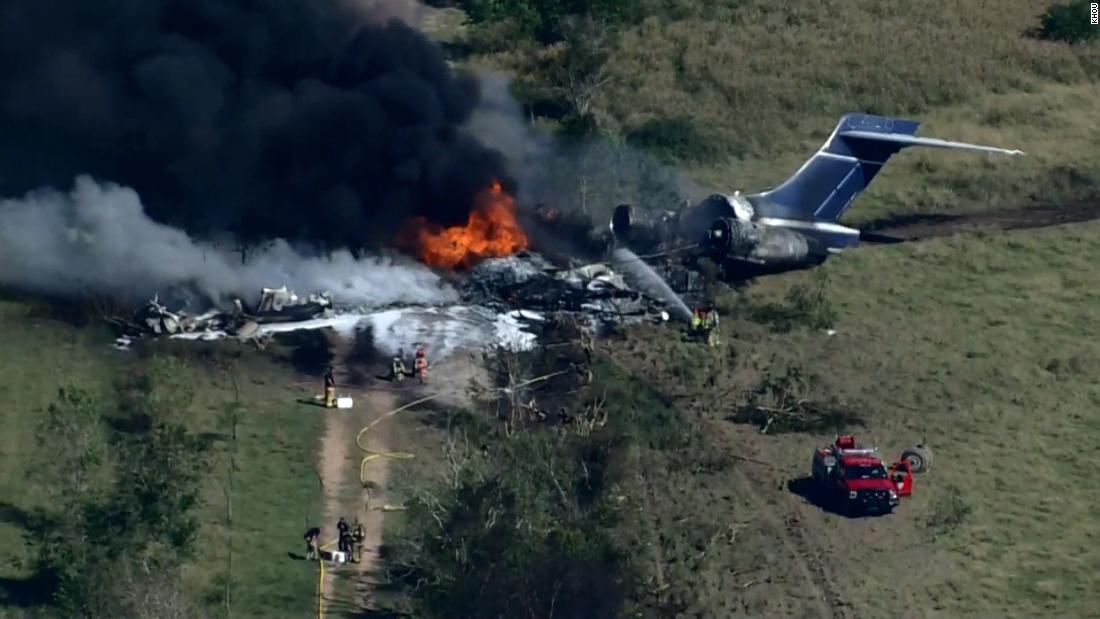 Cuántas horas son de discount houston a california en avión