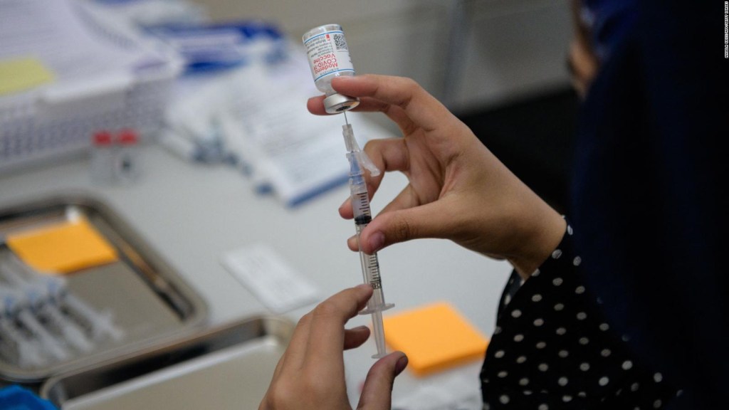 Moderna estudia su vacuna contra la variante ómicron
