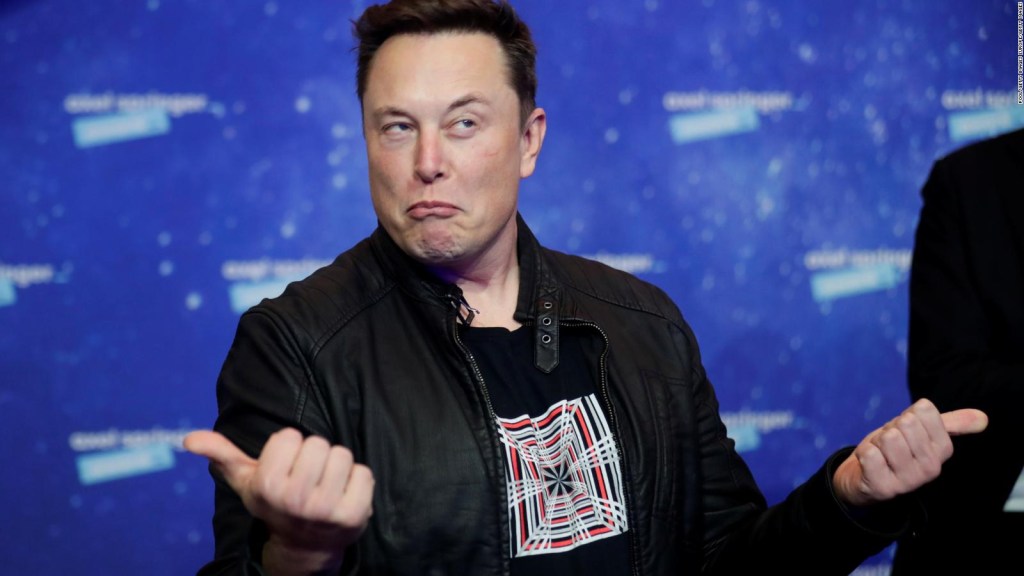 Acciones de Tesla caen tras sondeo de Musk