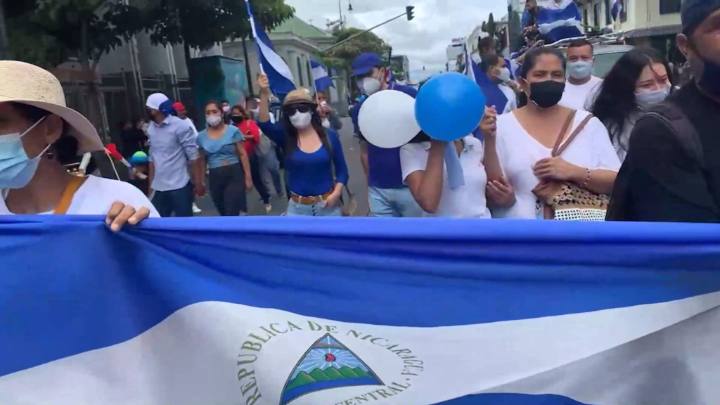 Exiliados nicaragüenses salen a las calles para protestar contra elecciones