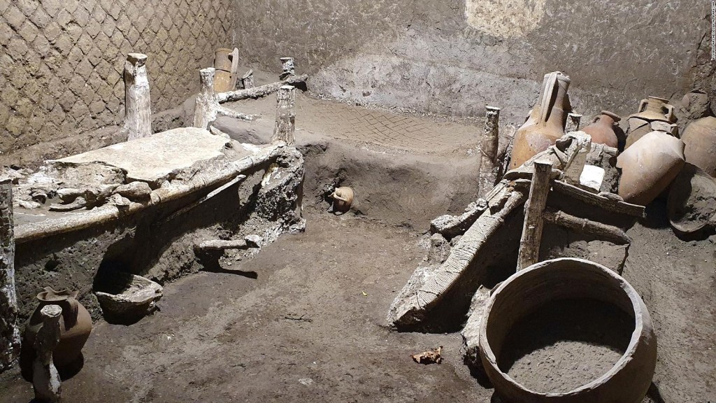 Desentierran habitación de esclavos en Pompeya