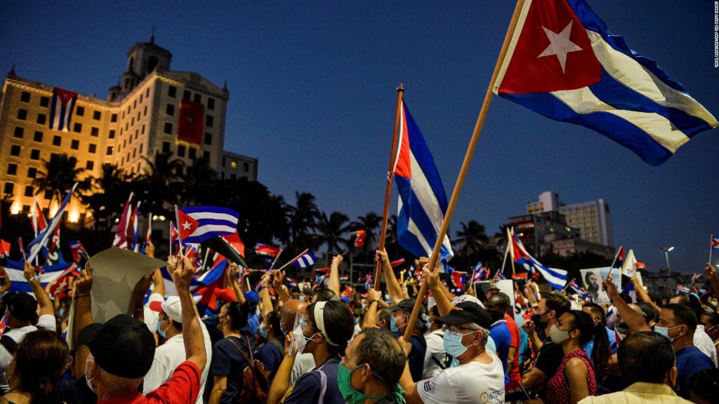Cubans: 62 years of revolution and exile