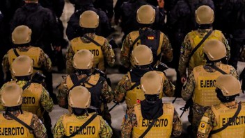 El Salvador manda militares a las calles por violencia