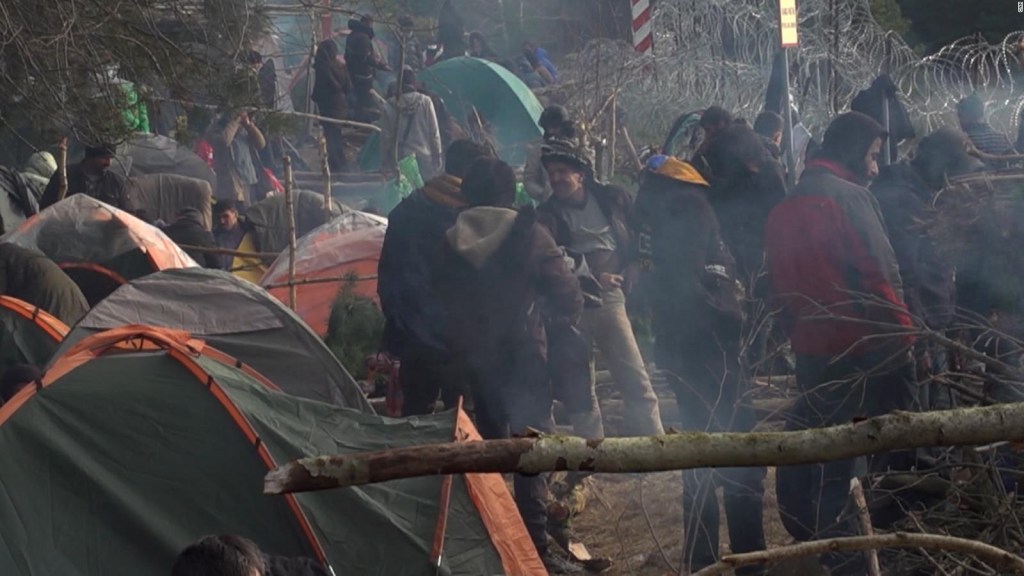 Así luce el campamento de migrantes en la frontera de Belarús