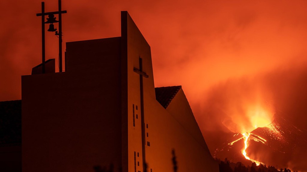 Apa pengaruh Tuhan pada gunung berapi La Palma?
