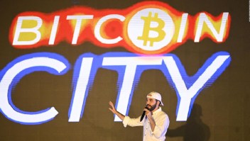 El Salvador planea la primera "ciudad bitcoin" del mundo