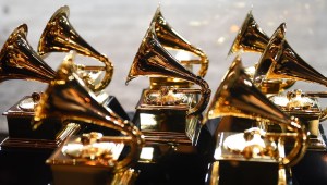 premios Grammy Grammy trofeos general getty