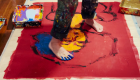 Daniel Pontet, un artista que pinta la música con sus pies en Art Basel