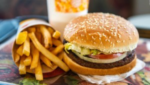Burger King celebra a la Whopper con precio especial
