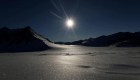 Eclipse total trae una extraña oscuridad a la Antártida