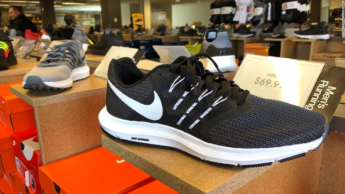 no podrás comprar Nike en algunas tiendas de calzado a partir de 2022