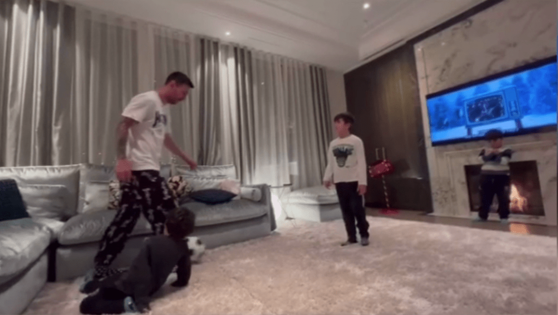 Messi hijos sala casa